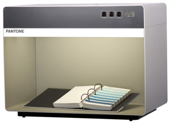 Pantone标准光源箱